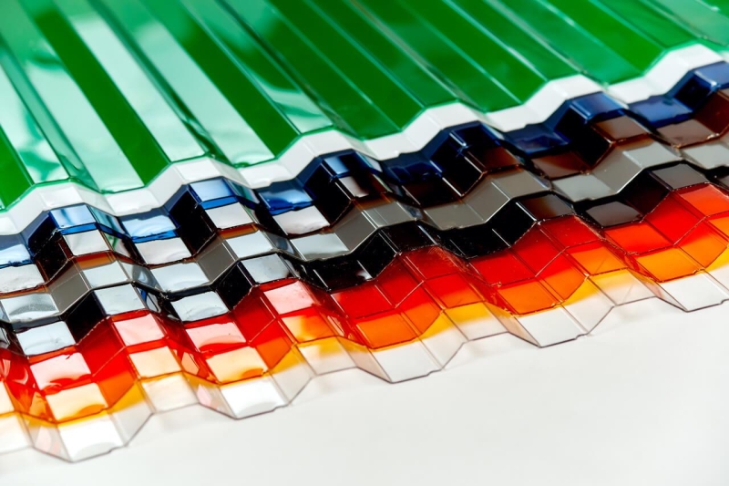 Профилированный монолитный поликарбонат ГРЕКО 2метра